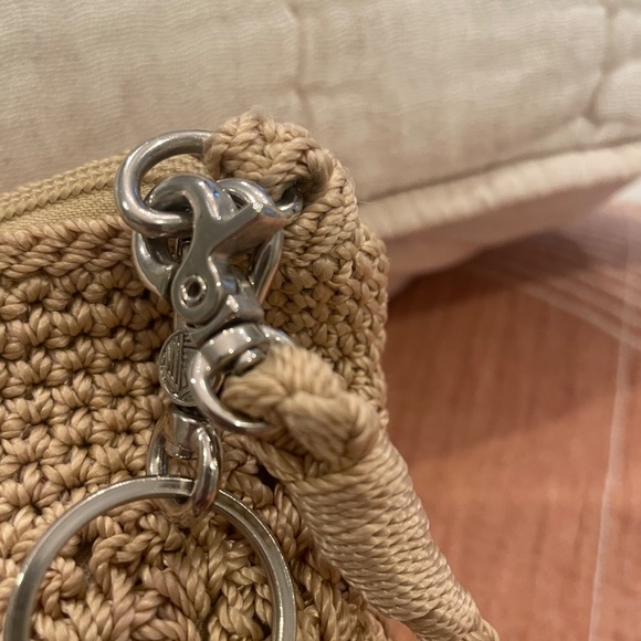 The Sak Crochet Crossbody Purse - Picture 3 of 9